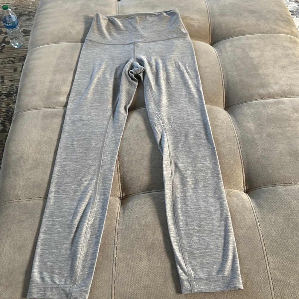 Lululemon Wunder Under 25” high rise size 2
